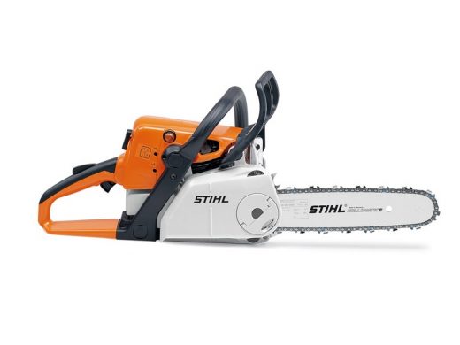 チェンソー（STIHL　MS230C-BE）